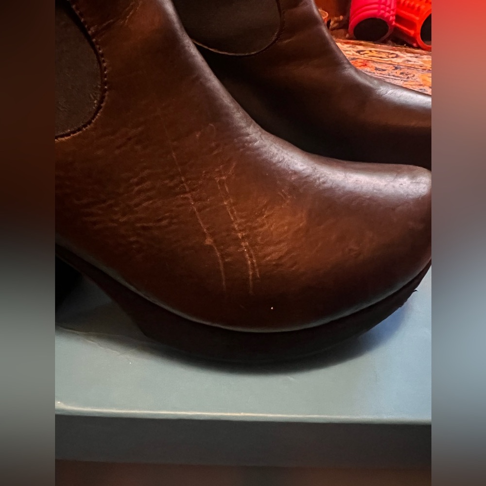 John Fluevog Prepare 2.0 Chelsea Tracker size 11 in wonderful condition. - Picture 13 of 15